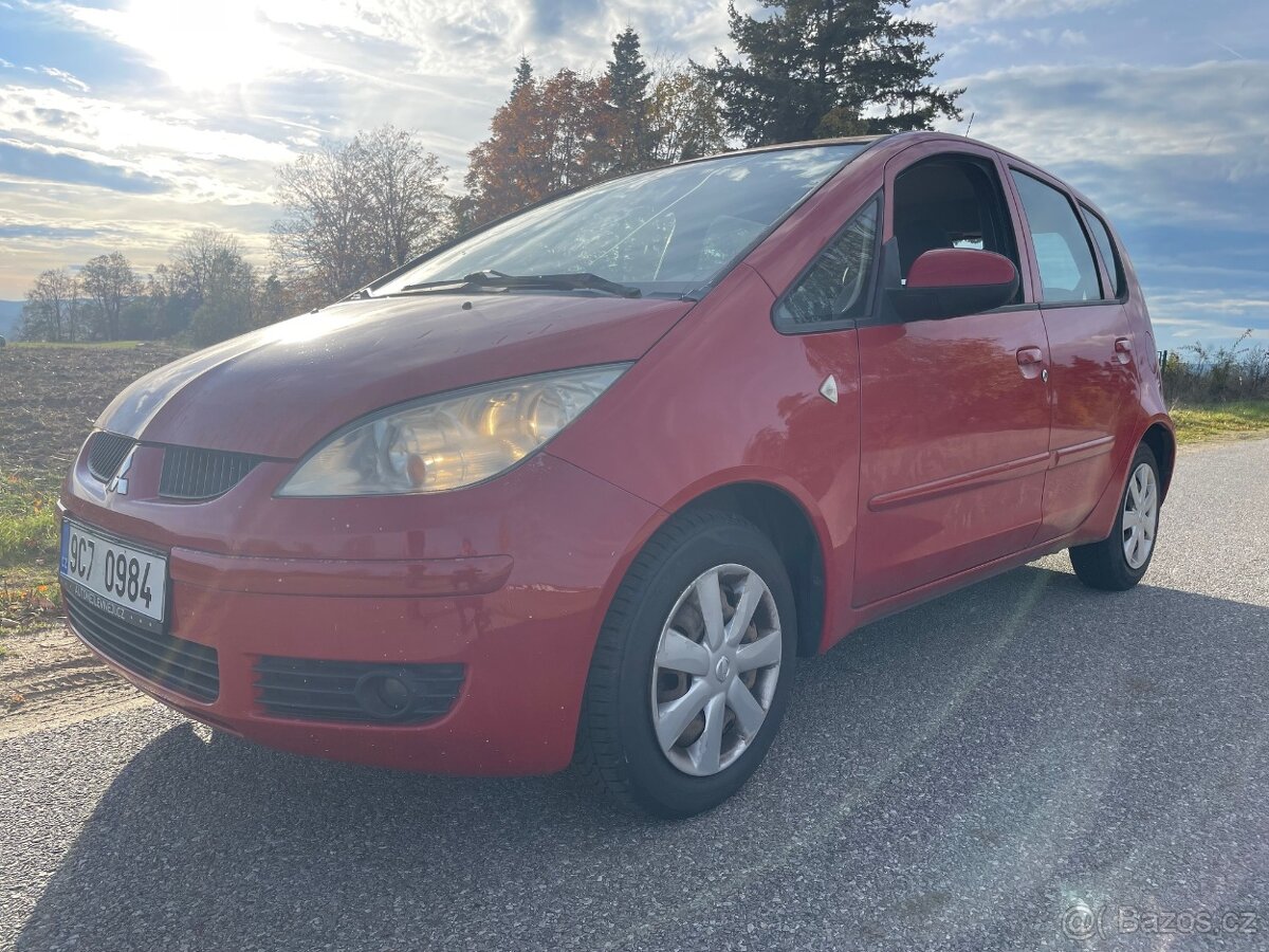 Mitsubishi Colt - 2