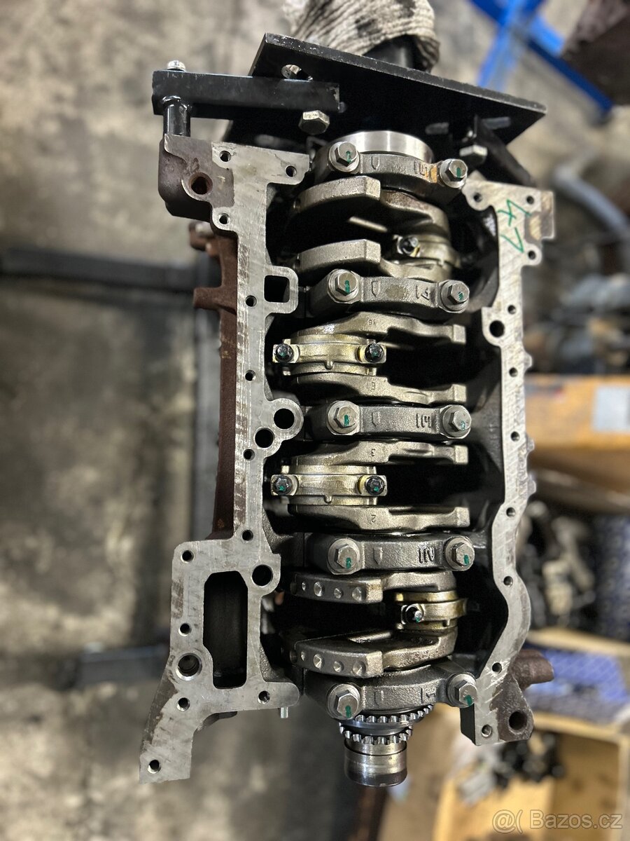 Repasovaný spodek motoru 2.0 bluehdi DW10 / DW12 2.2 - 2