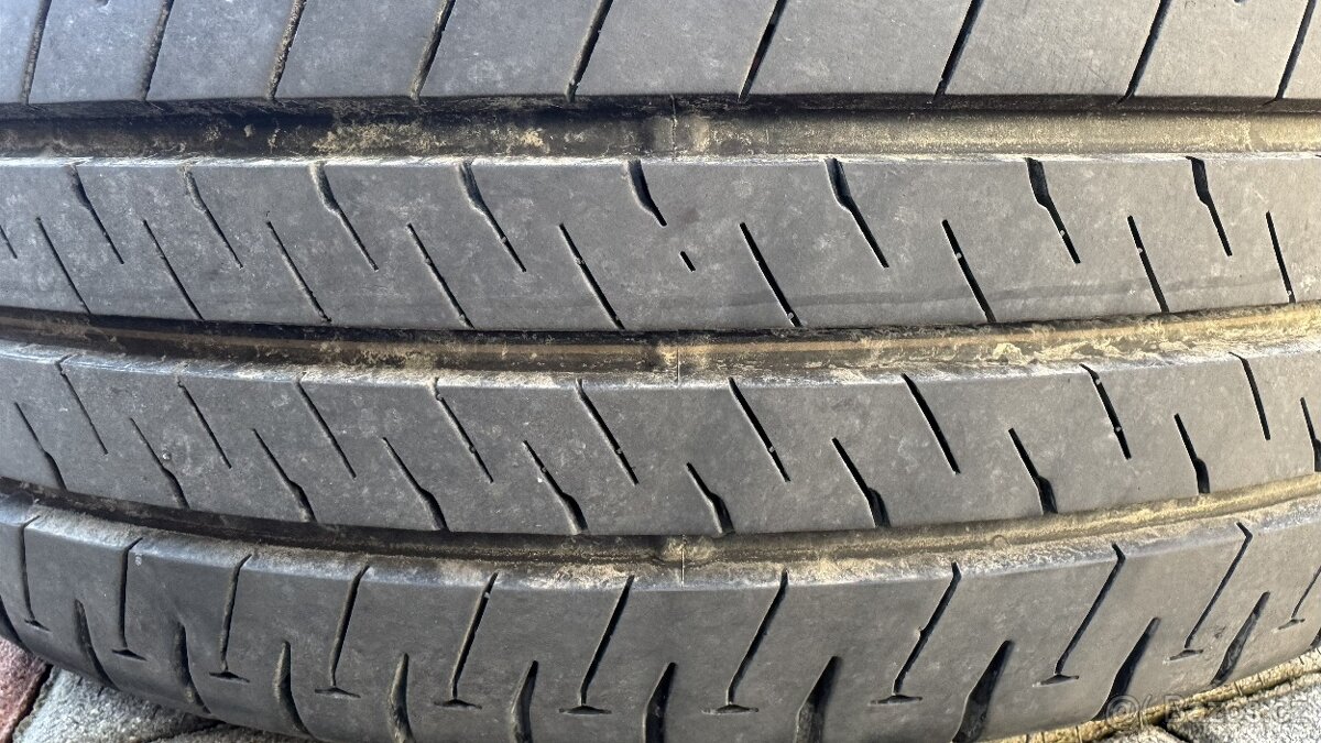 VW Crafter 2160962HA4 235/60 R17 C KOLA - 2