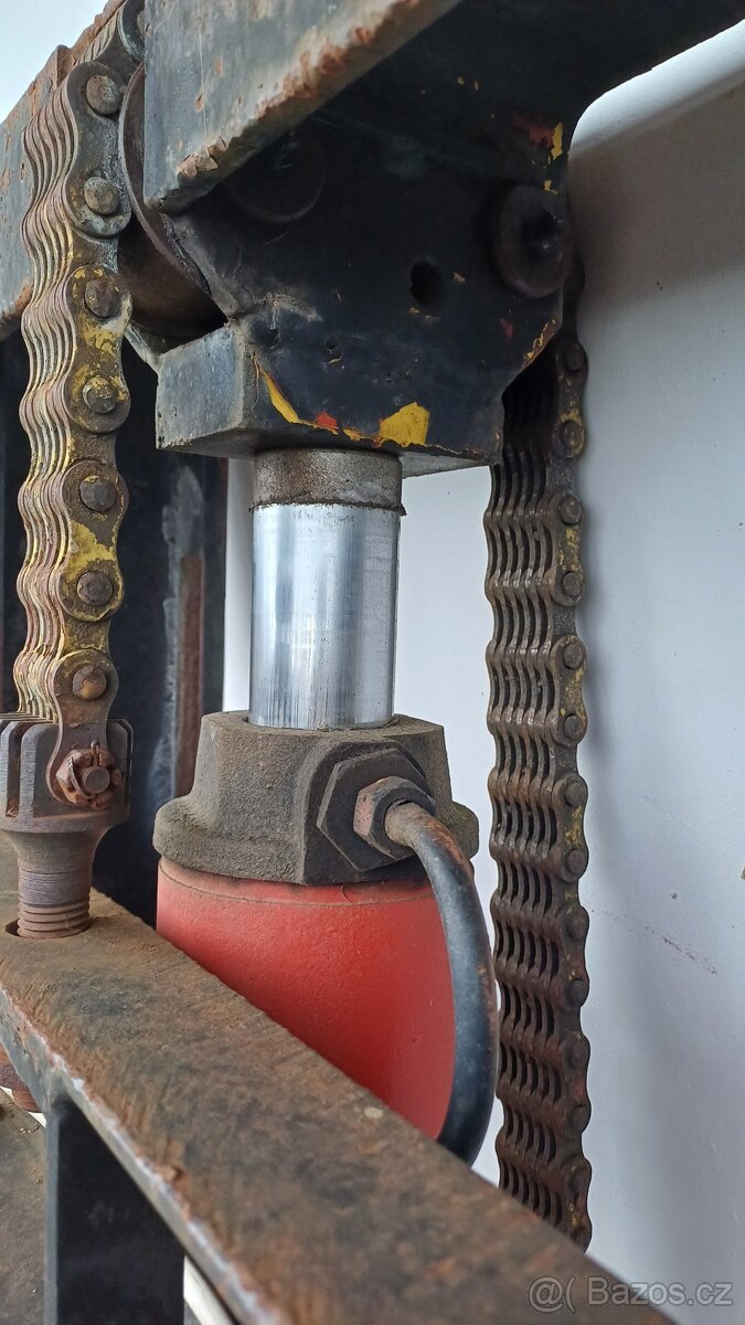 Prodam dily z vysokozdizneho voziku Desta 1622 - 2