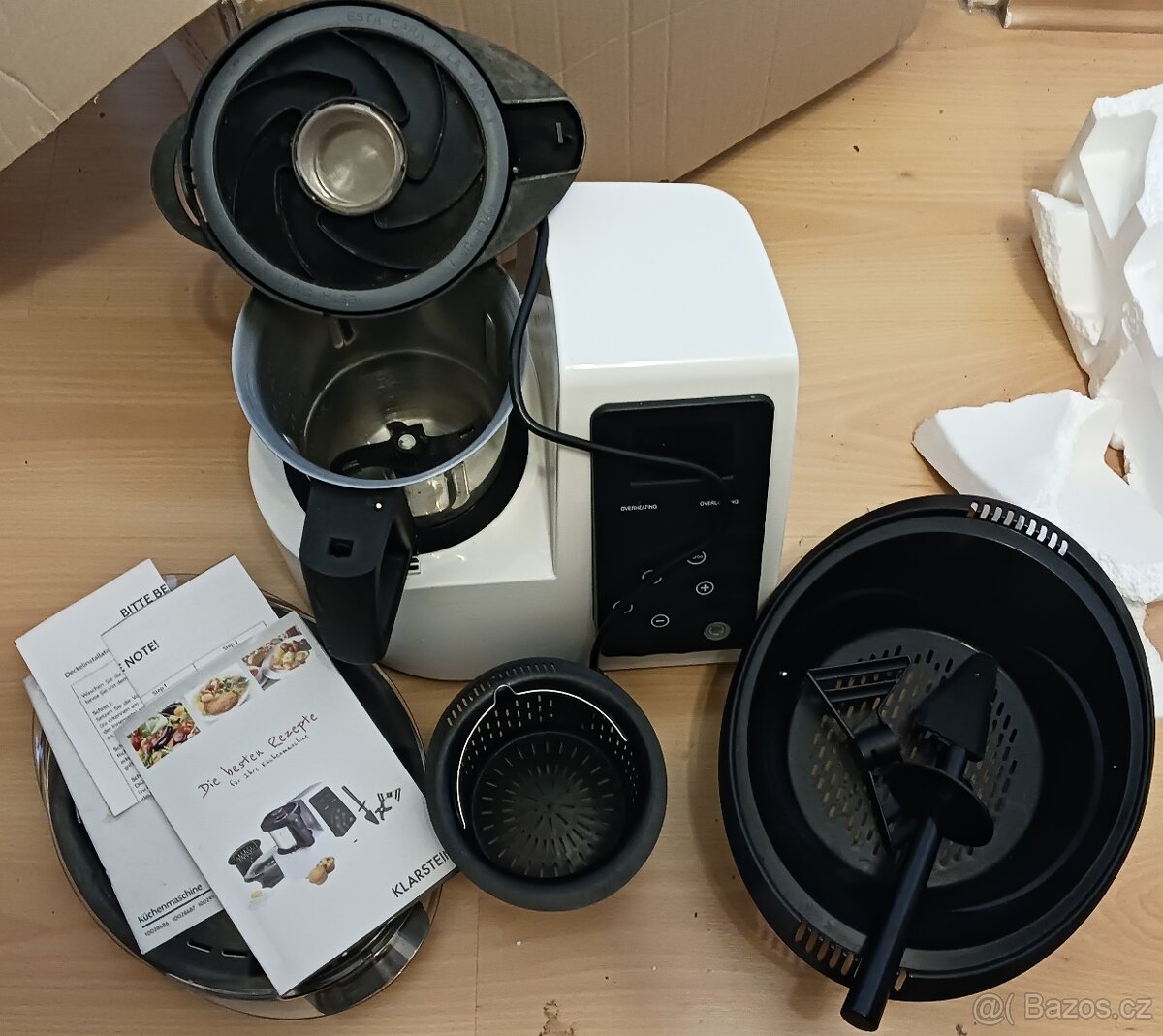 Kuchyňský robot Klarstein 9in1 2l 600/1300 W - 2