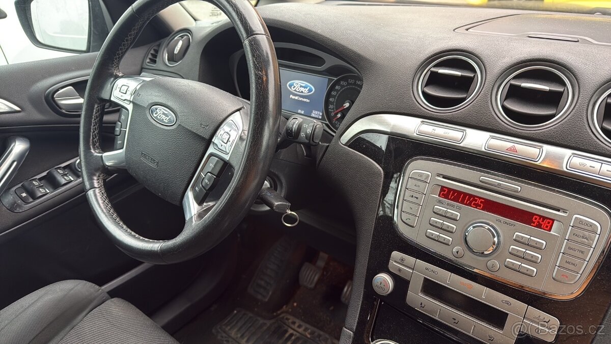Ford Galaxy 2010/2011 2.0 Benzín 107kw VÝBORNÝ STAV - 2