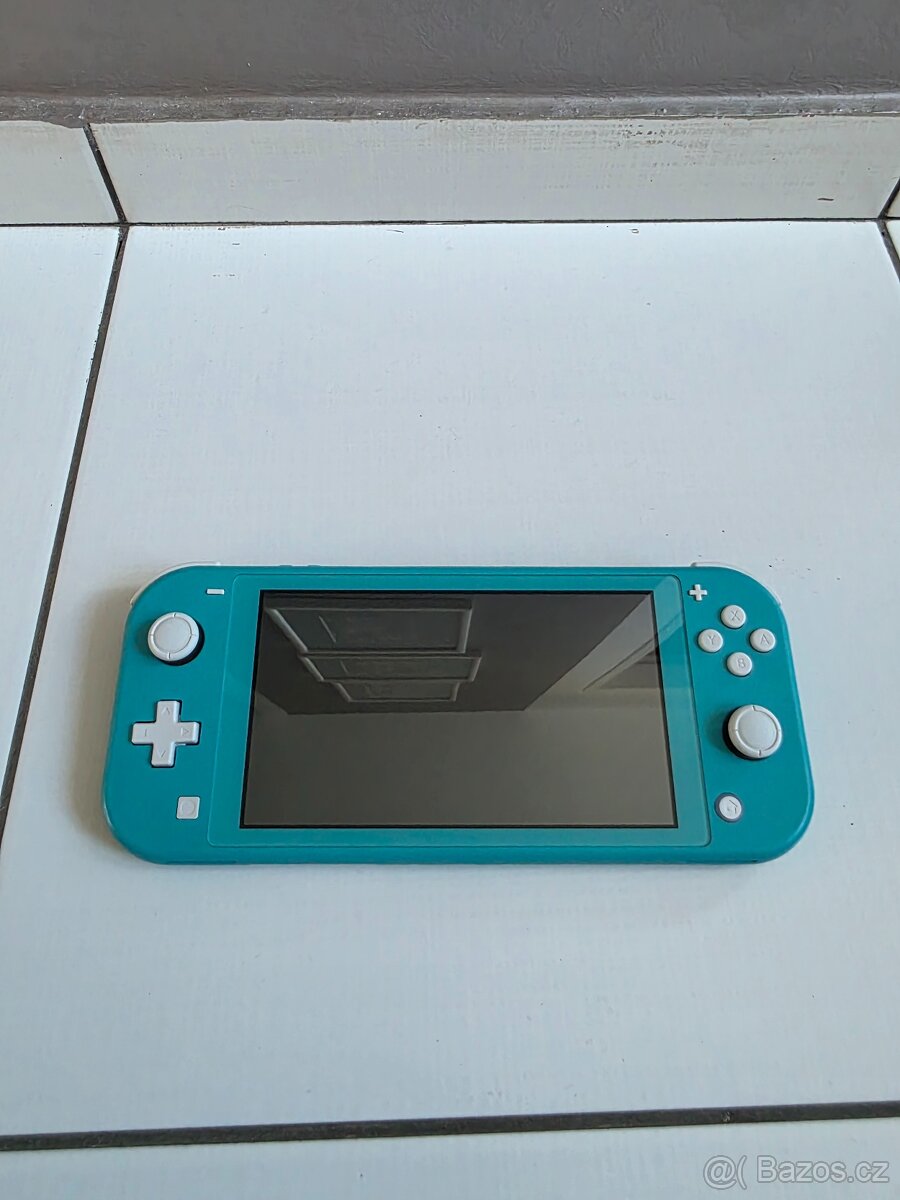 Prodám Nintendo switch lite - 2