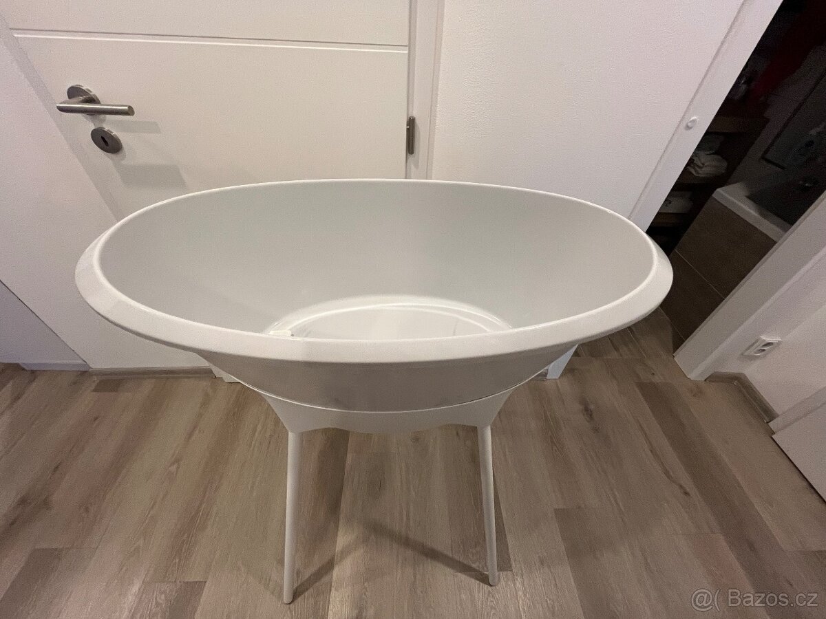 Vanička se stojanem a nožičkami - 2