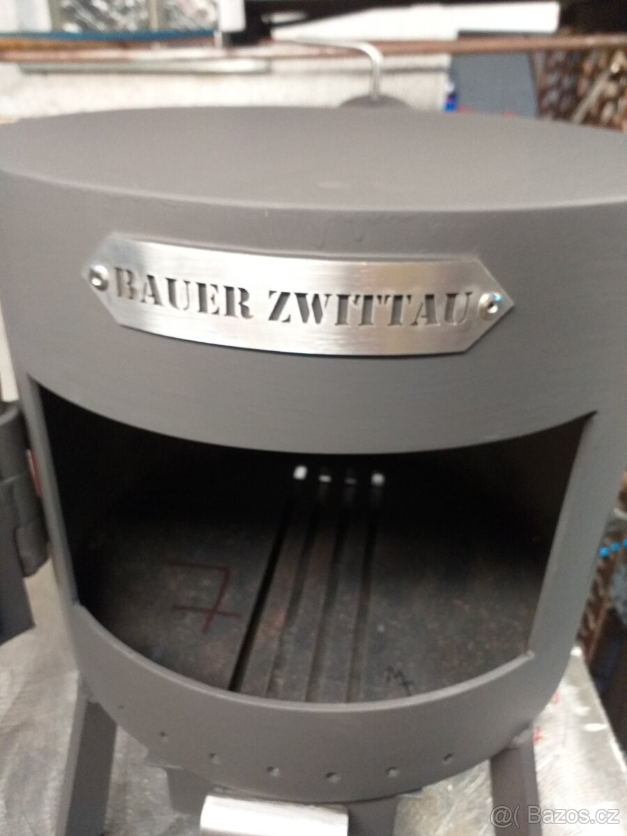 Topeniště k udirně - 2