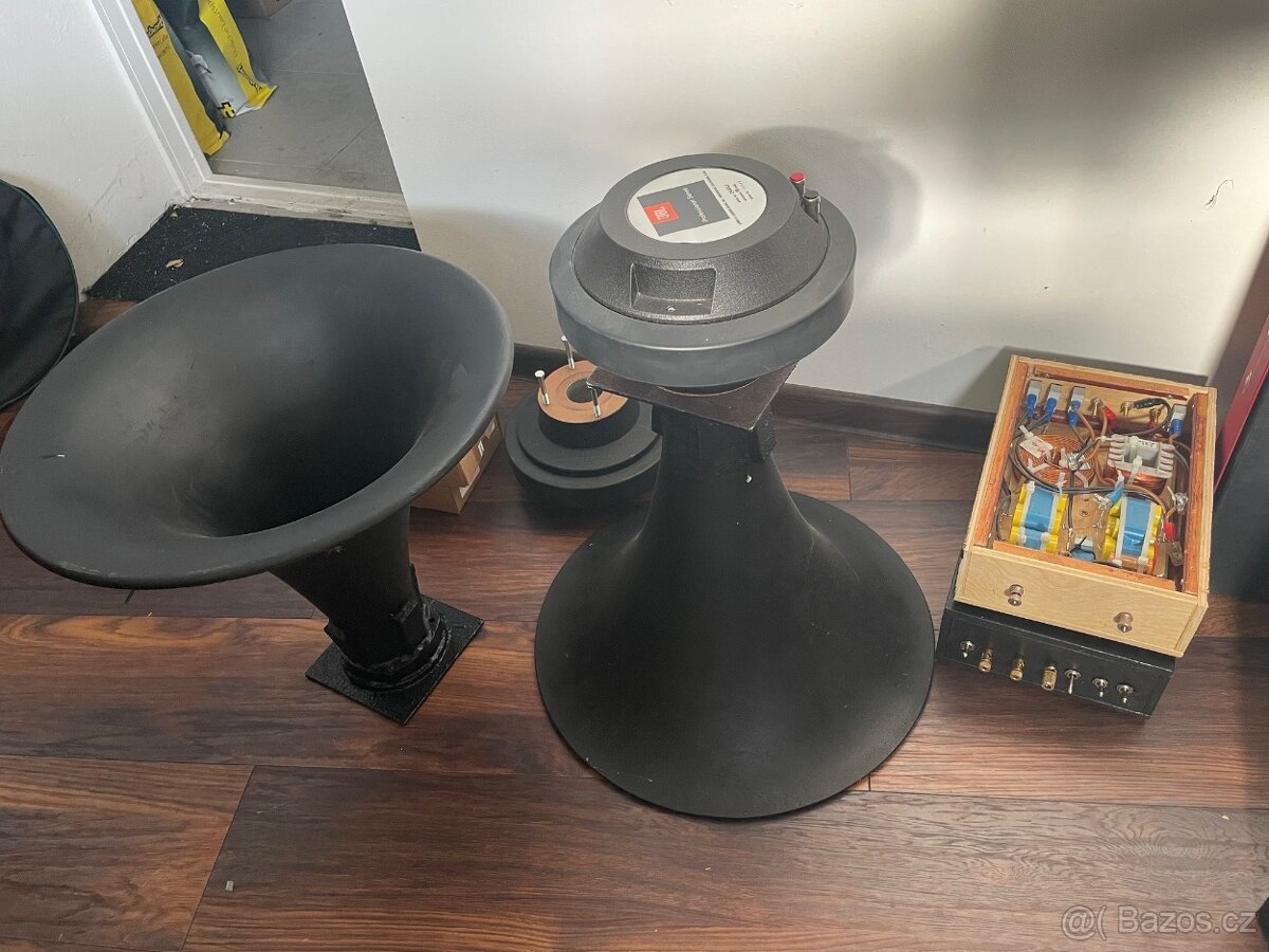 Horn stredový reproduktor - 2