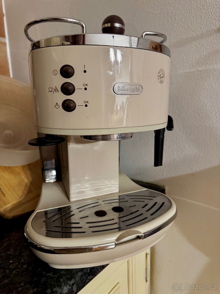 DeLonghi Vintage kávovar - 2