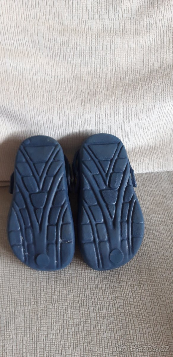 Crocsy s mimonem vel7 - 2