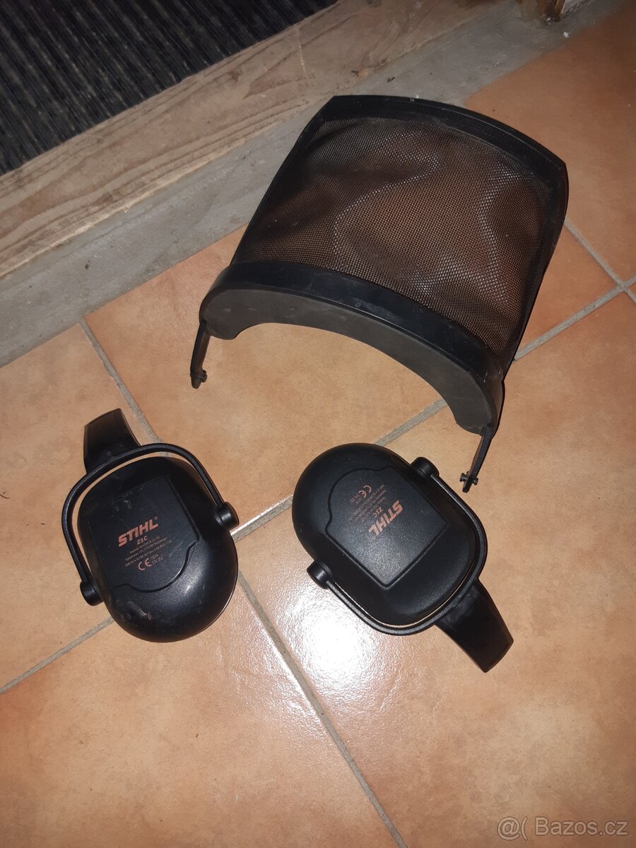 Věci na pilu a krovinořež - 2