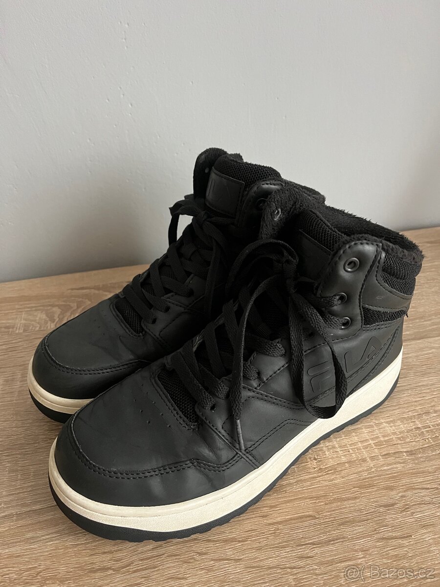 Chlapecké boty. V40 - 2