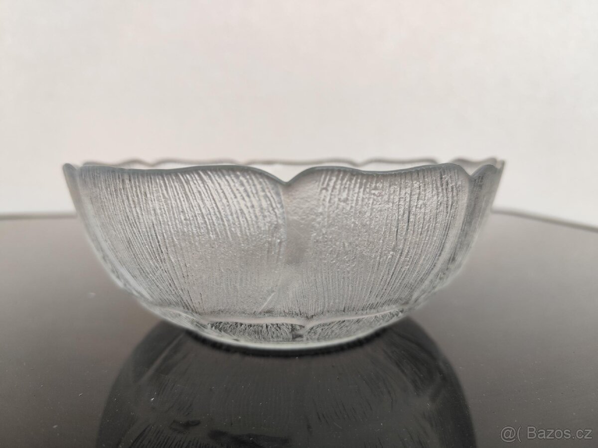 SKLENĚNÁ BROUŠENÁ MISKA - 2