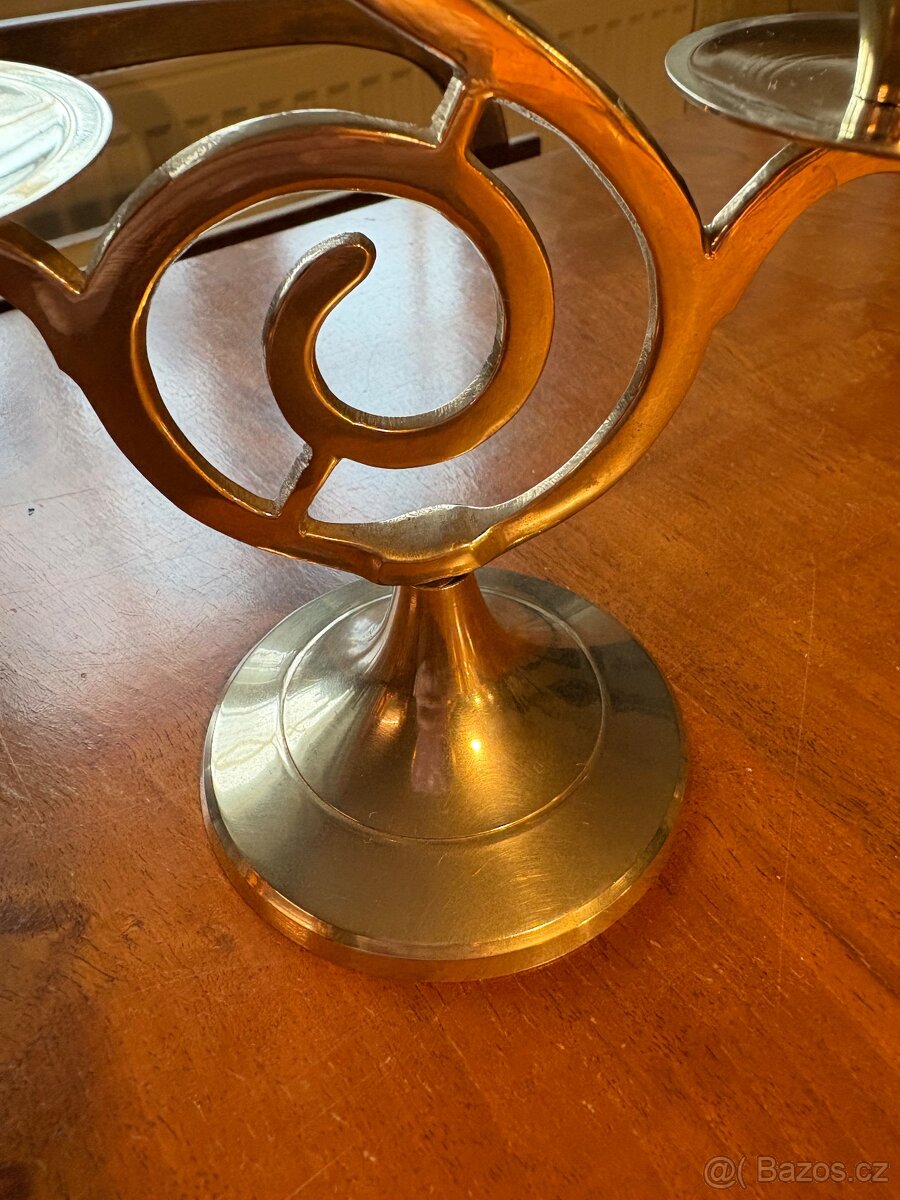 Mosazný svícen - 2