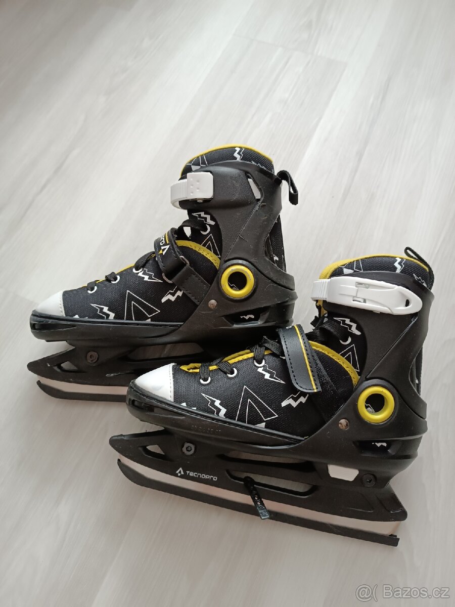 Chlapecké nastavitelné brusle vel.33-36 - 2