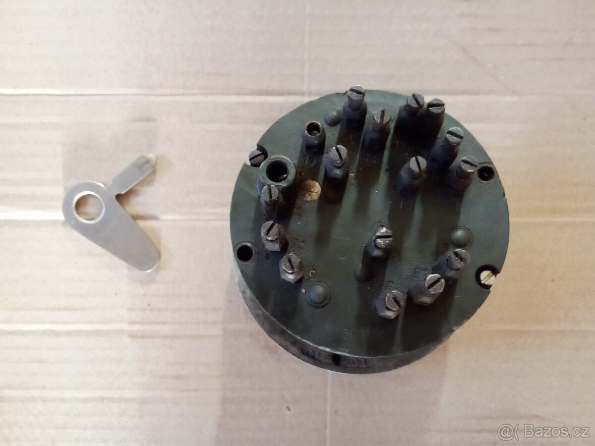 Spínací skříňka Scintilla - 2