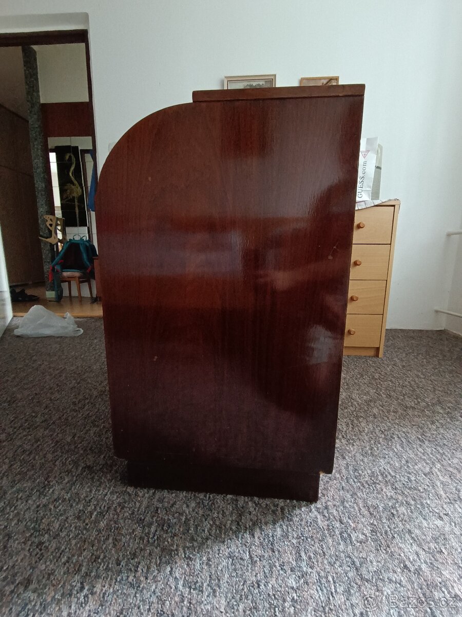 Skříň na gramofon - Supraphon - 2