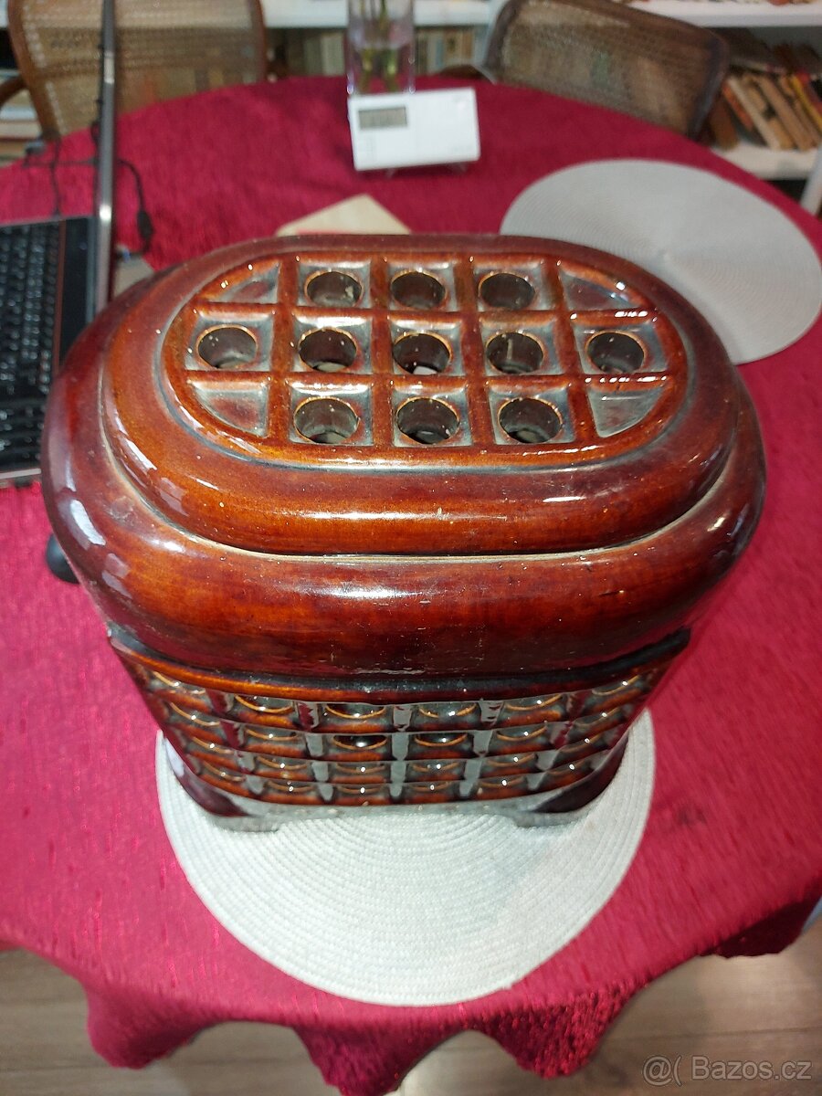 Starožitný, glazovaný, keramický ohrievač - 2