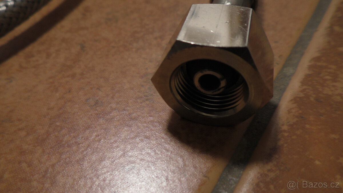 Přepouštěcí hadice CO2 - 2