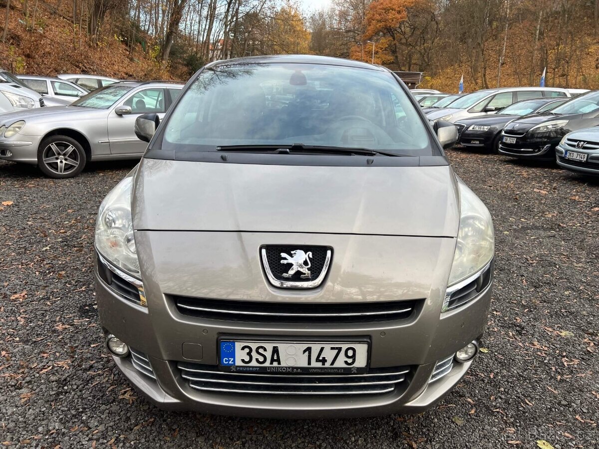 Peugeot 5008 2.0 HDI 110kW pano klima tažné 2010 ČR - 2