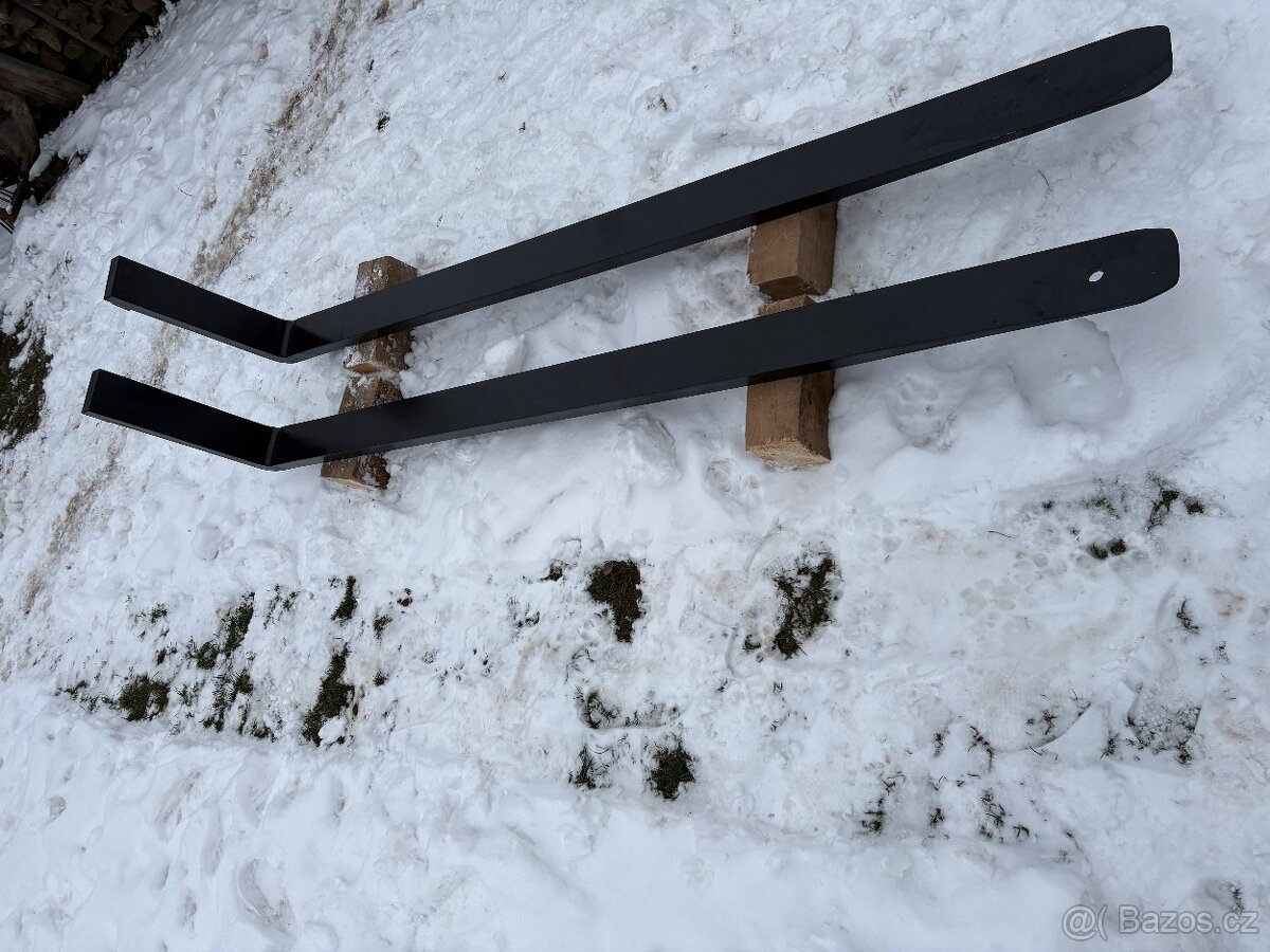 Paletizační vidle dlouhé -délka 2,4m-nosnost ca 5 tun. - 2
