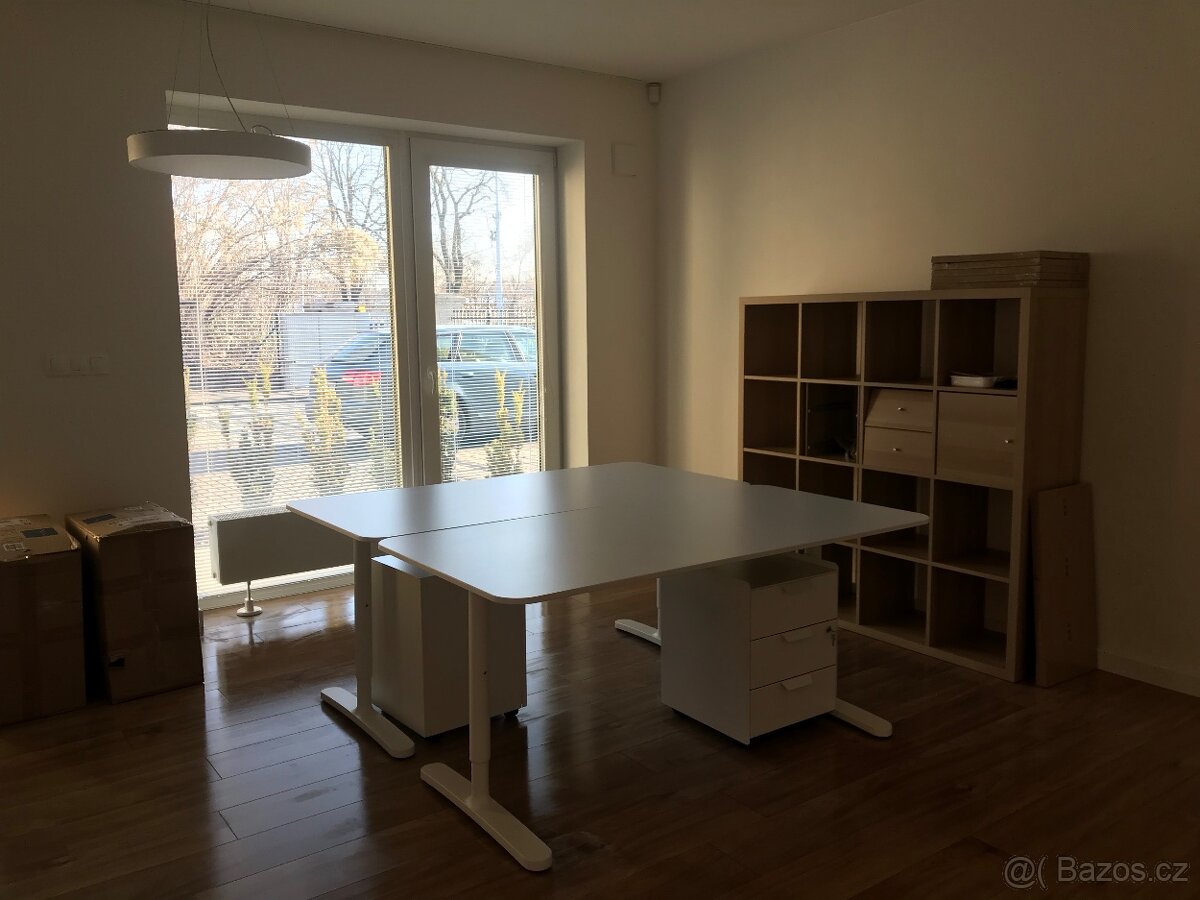 Prodám vybavení kanceláře - 2