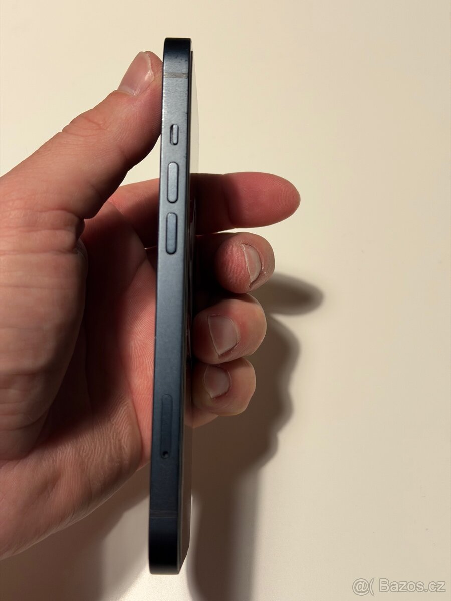 Iphone 13 tmavě modrý - 128 Gb - 2