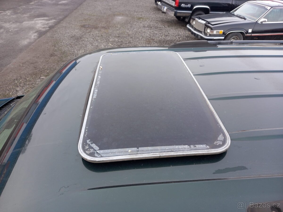Prodám střešní okno Avalanche, Tahoe, Escalade - 2