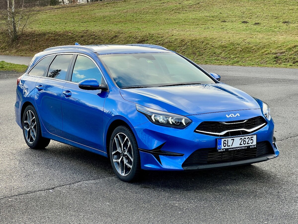 Kia Ceed SW 1,5 T-GDI TOP 7DCT + BUS - 2