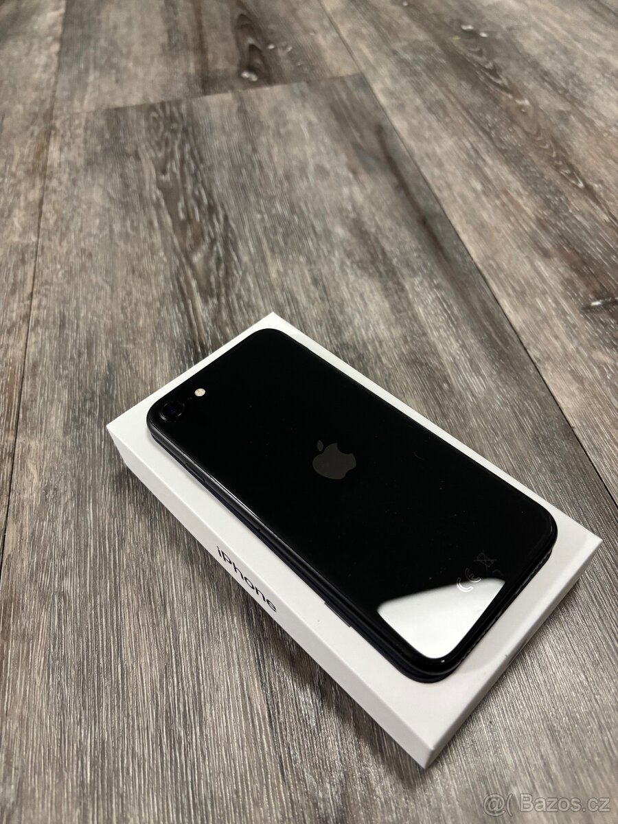 Iphone SE 2020 79% - 2