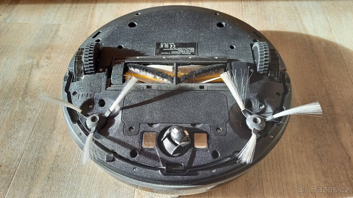 Robotický vysavač RobZone - 2