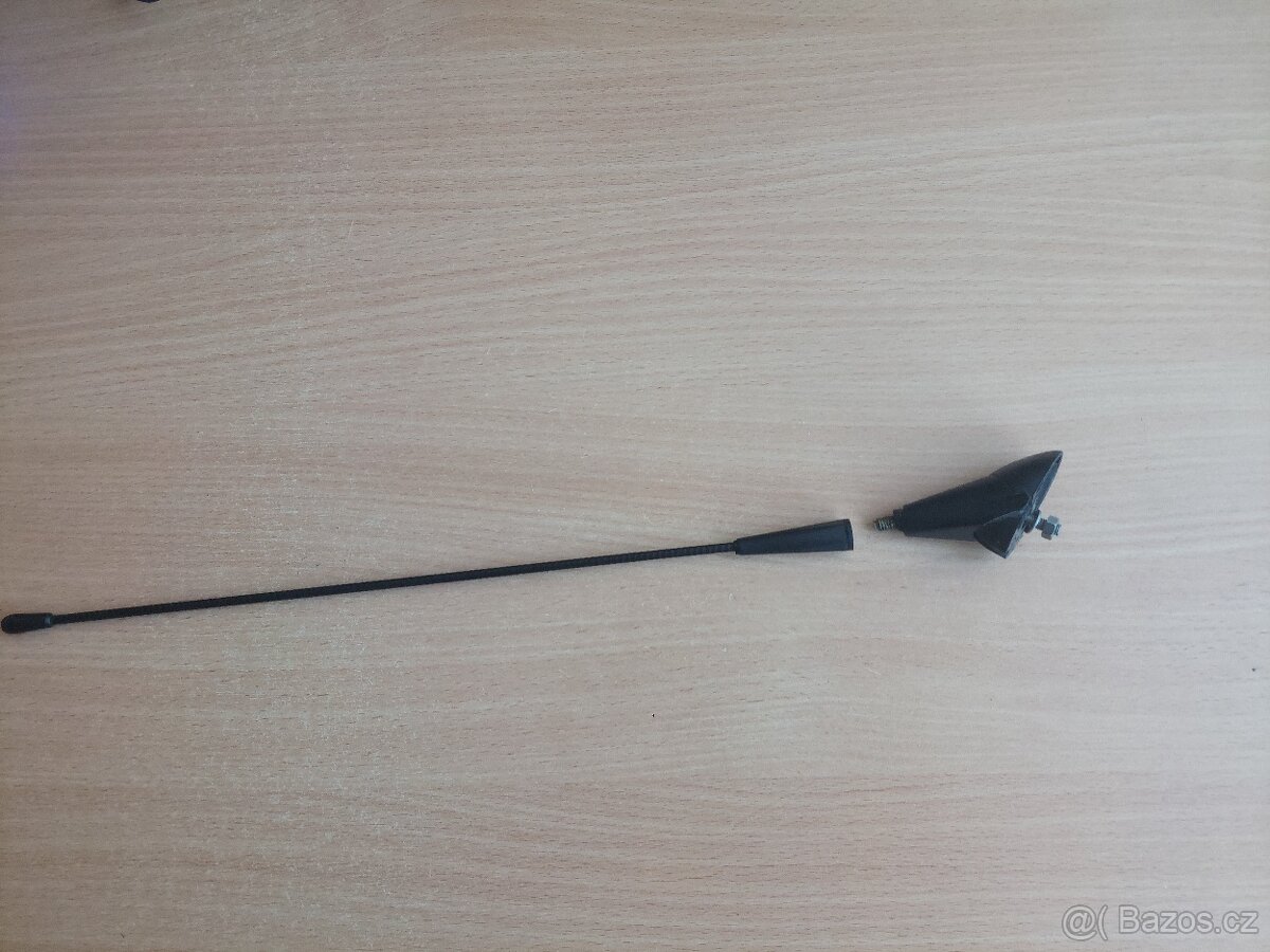 Střešní anténa na auto - 2