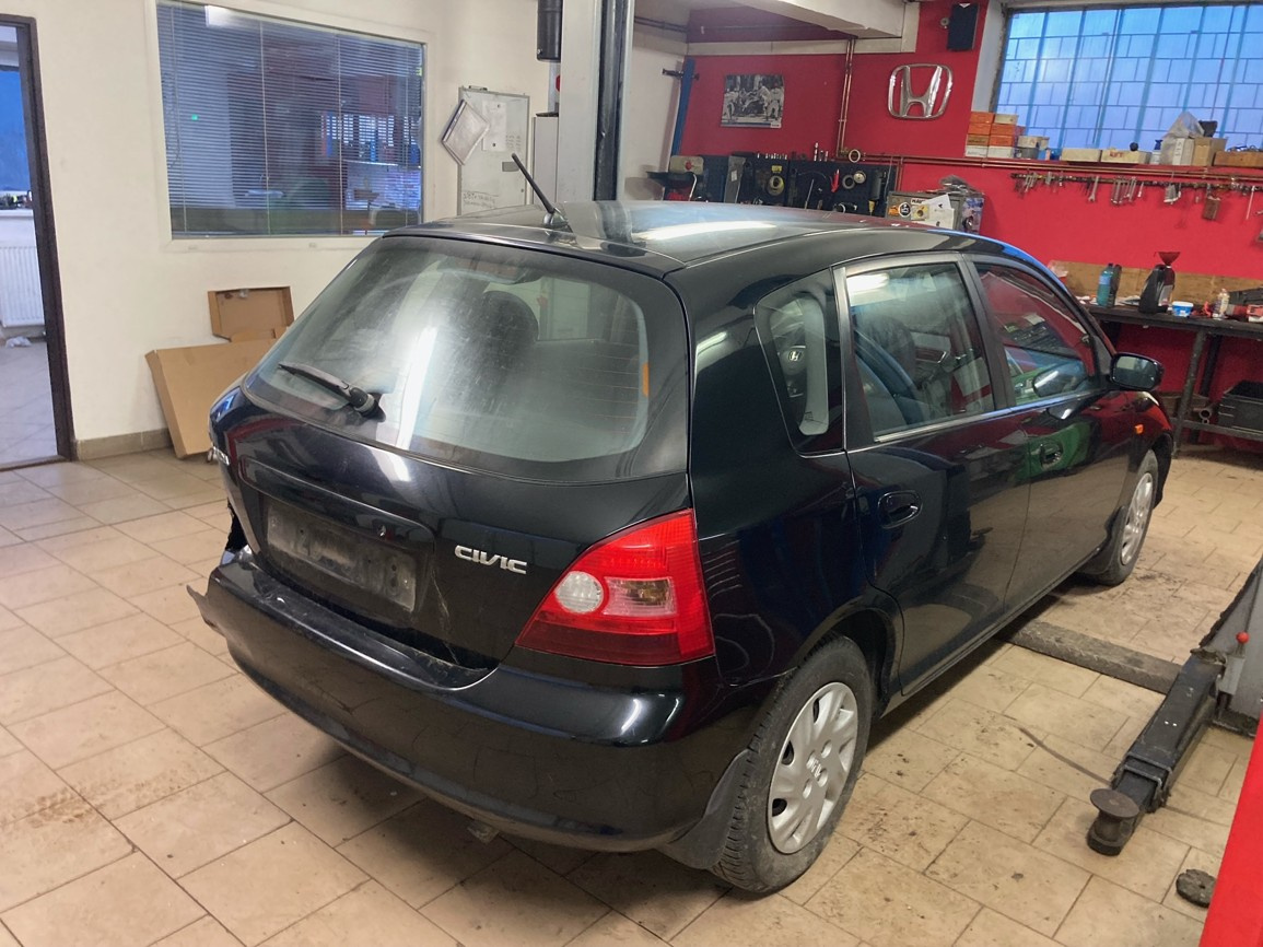 Náhradní díly Honda Civic 2002 1.6 5D - 2