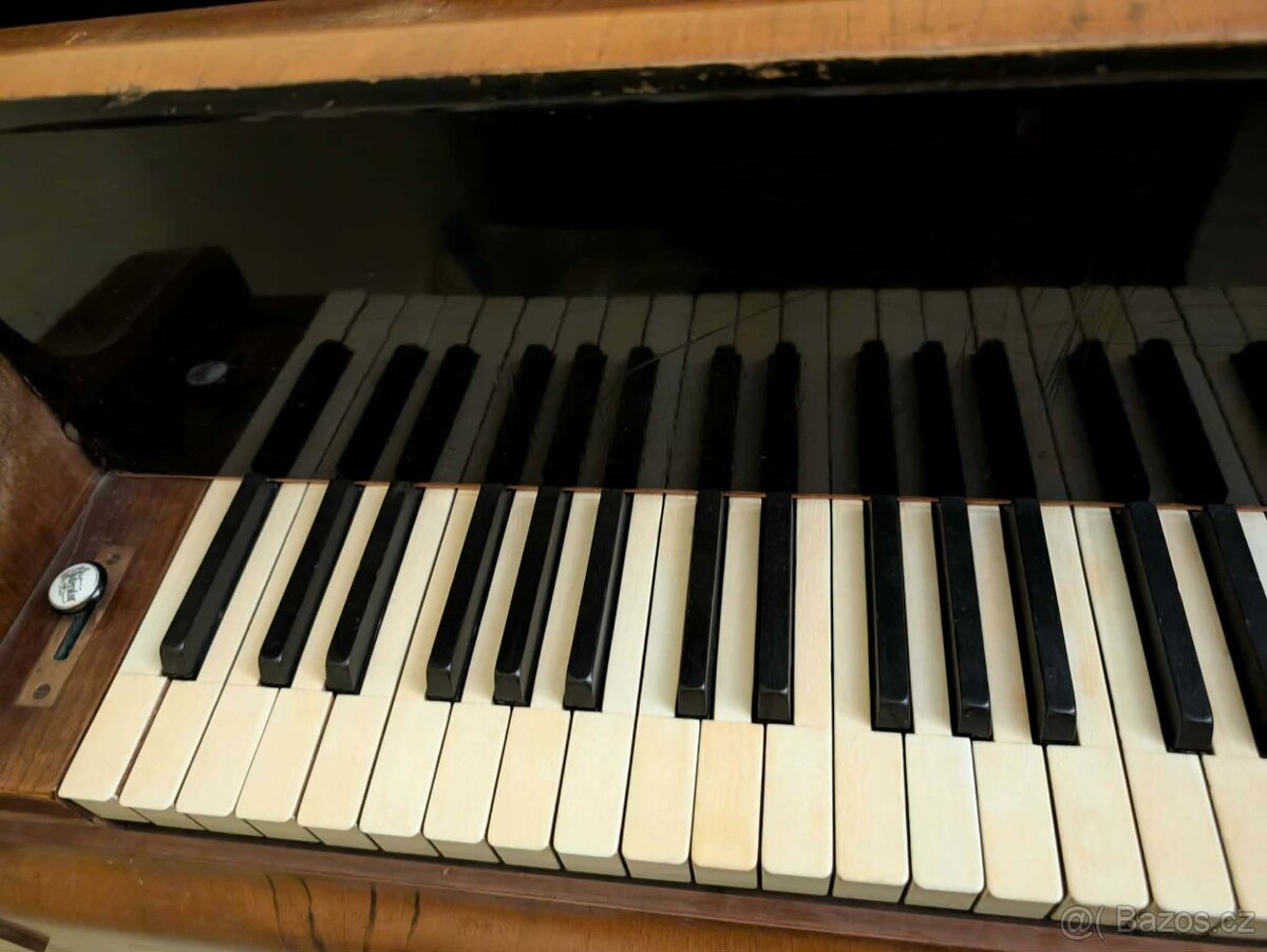 Klavír - 2