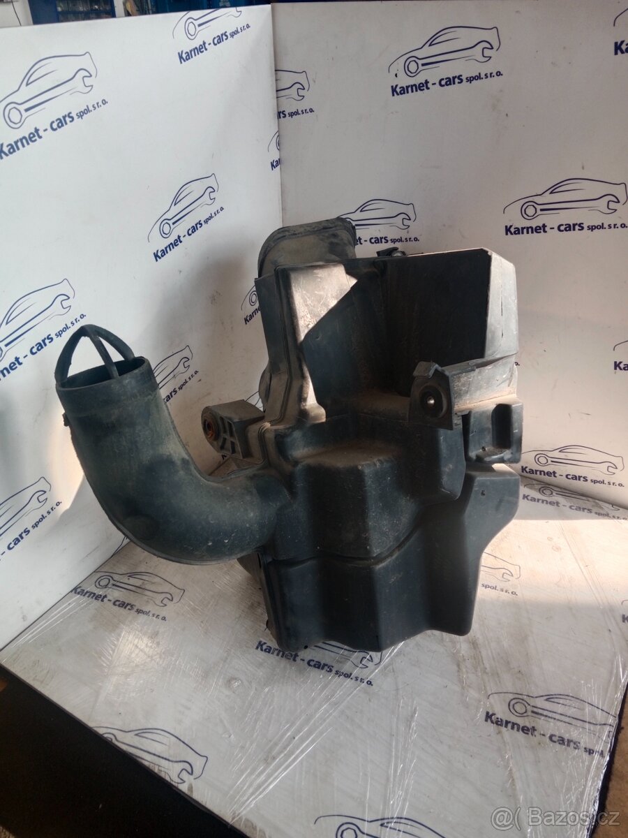 Obal jednotky z ford Focus II - 2