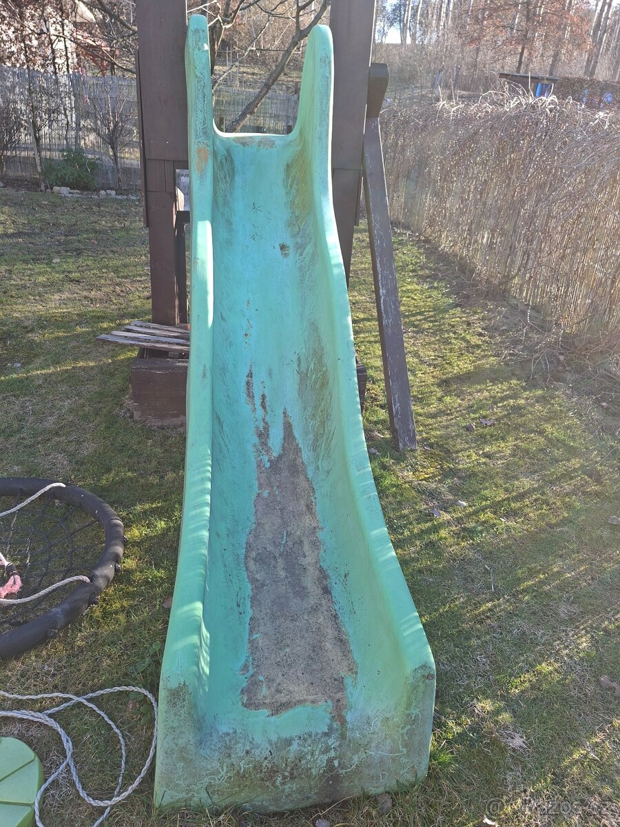 Dětské houpačky a skluzavka - 2