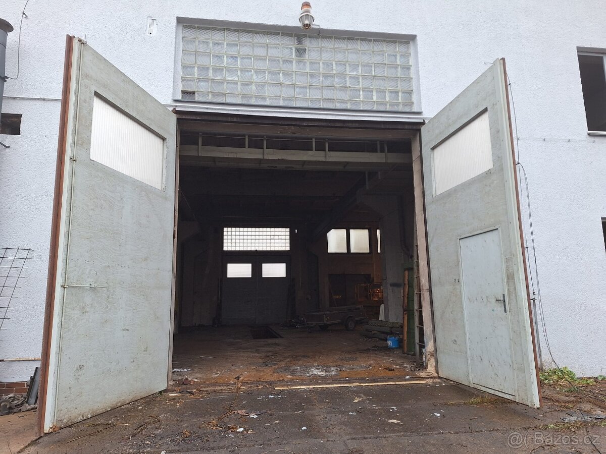 Prodám 3ks dvoudvéřových zateplených vrat - 2