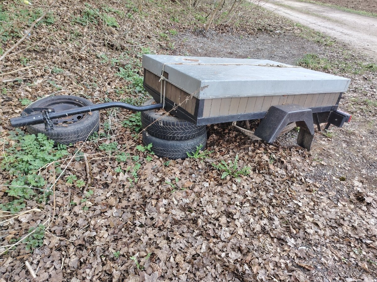 Vozík, vlek za auto - 2