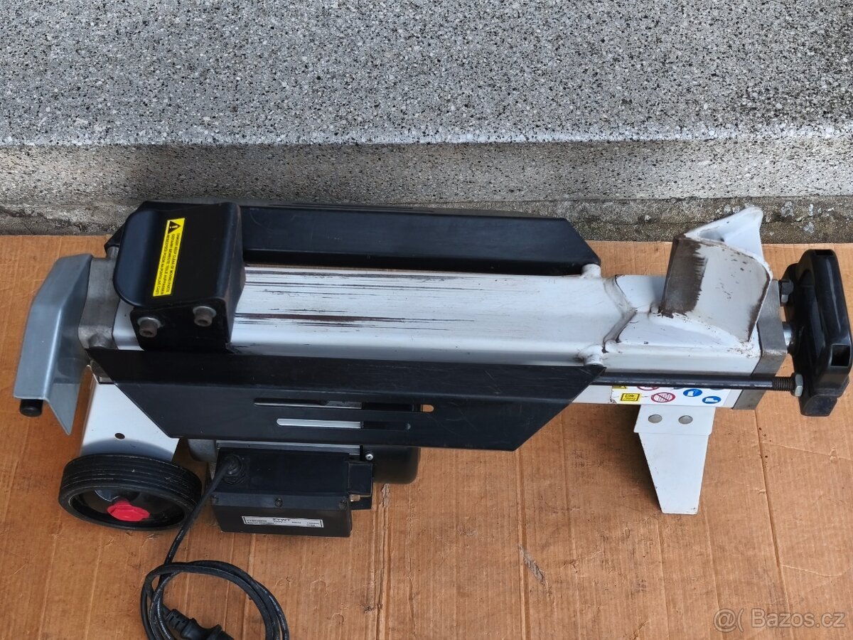 Prodám Štípačka dřeva VARI 4 TON SUPER FORCE - 2