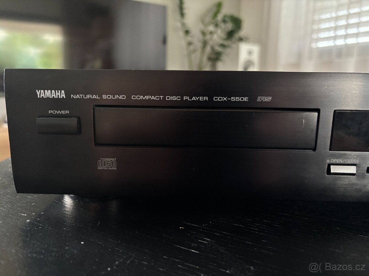 YAMAHA CDX 550e - 2