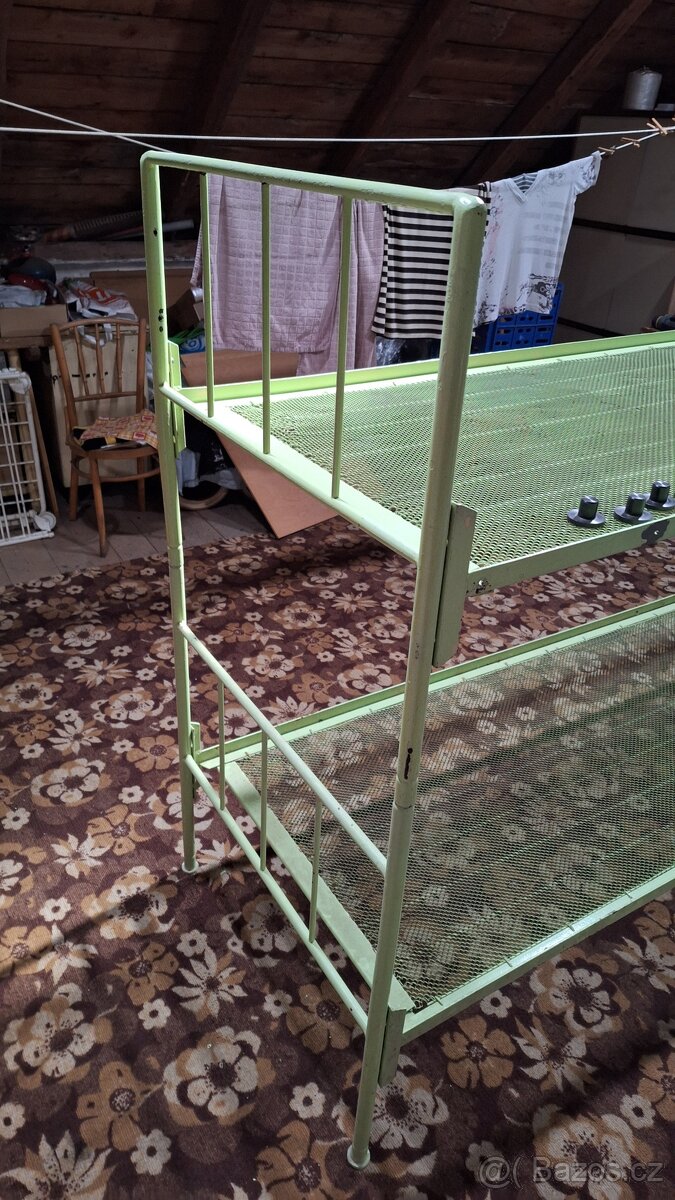 Kovová patrová postel - 2