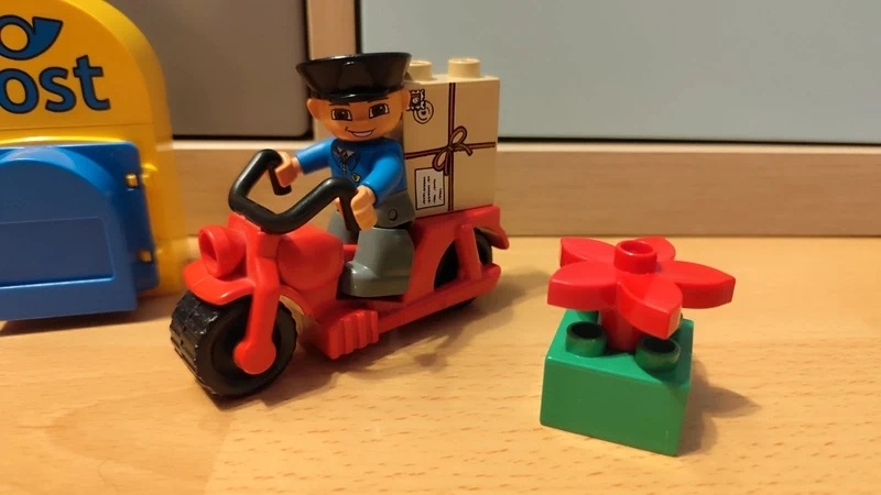 Lego duplo 5638 - Pošťák, Listonoš - 2
