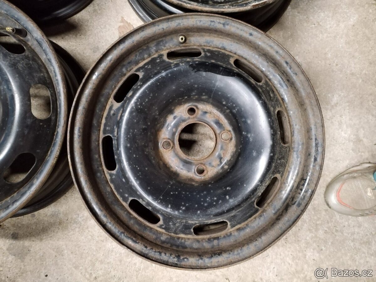 disky 4x108 R15 ET23 PEUGEOT 207 208 CITROEN C3 - 2