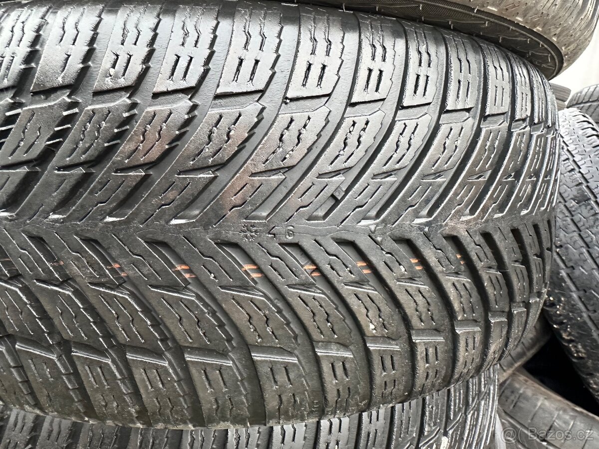 Pneu 215/45 R16 90V NOKIAN SEASONPROOF CELOROČNÍ - 2