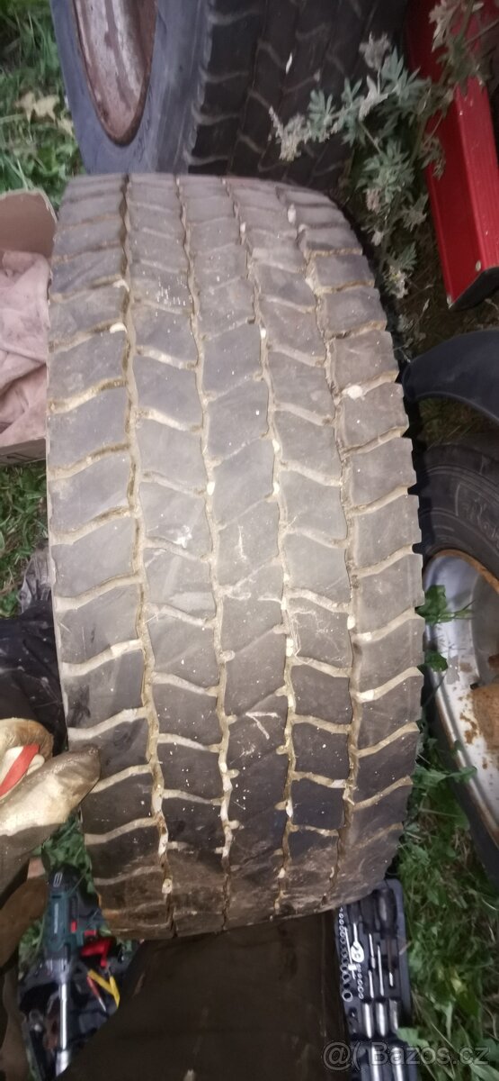 Sava 225/75 R17,5 záběrové - 2