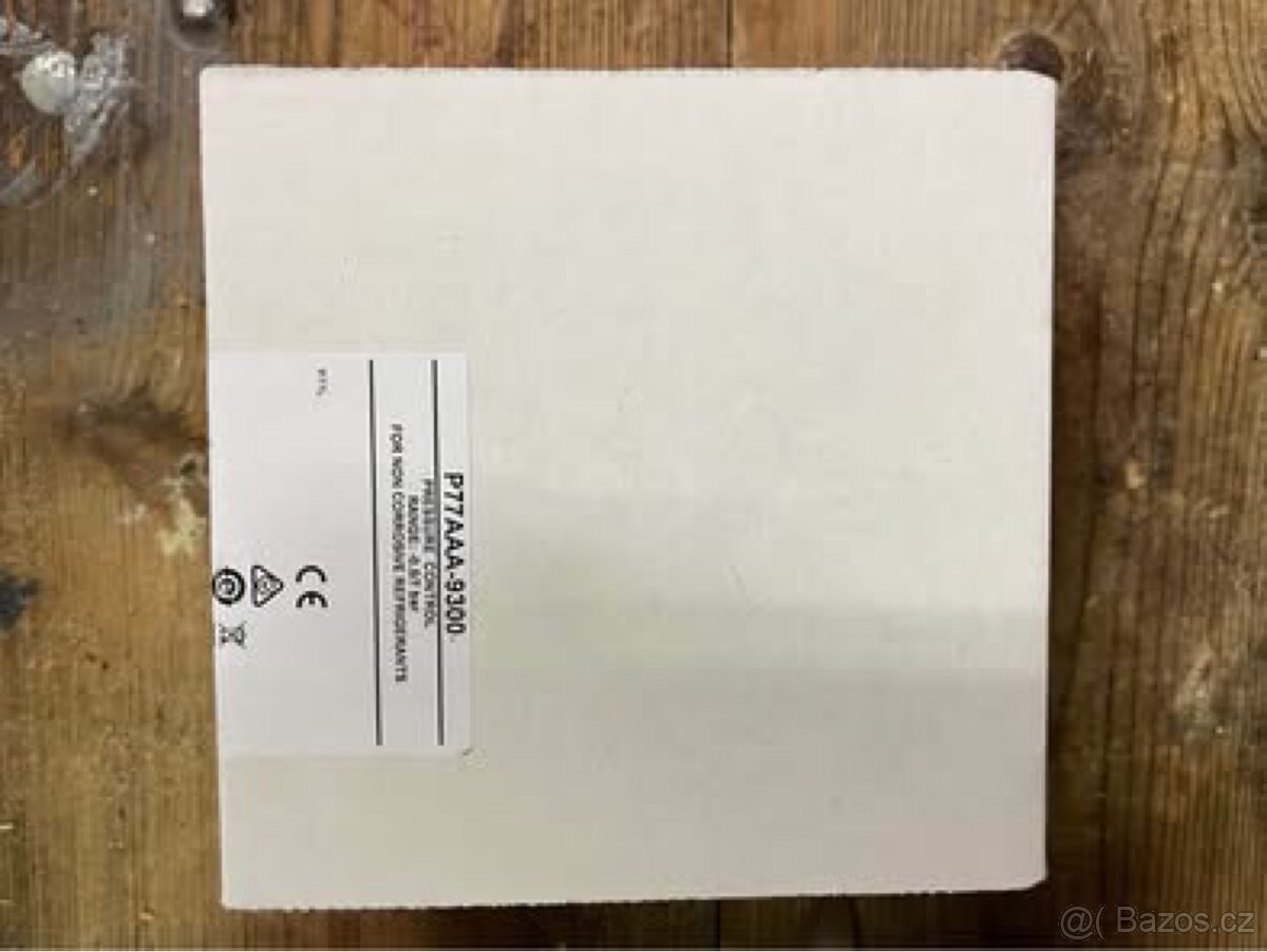 tlakový spínač P77AAA-9300. - 2
