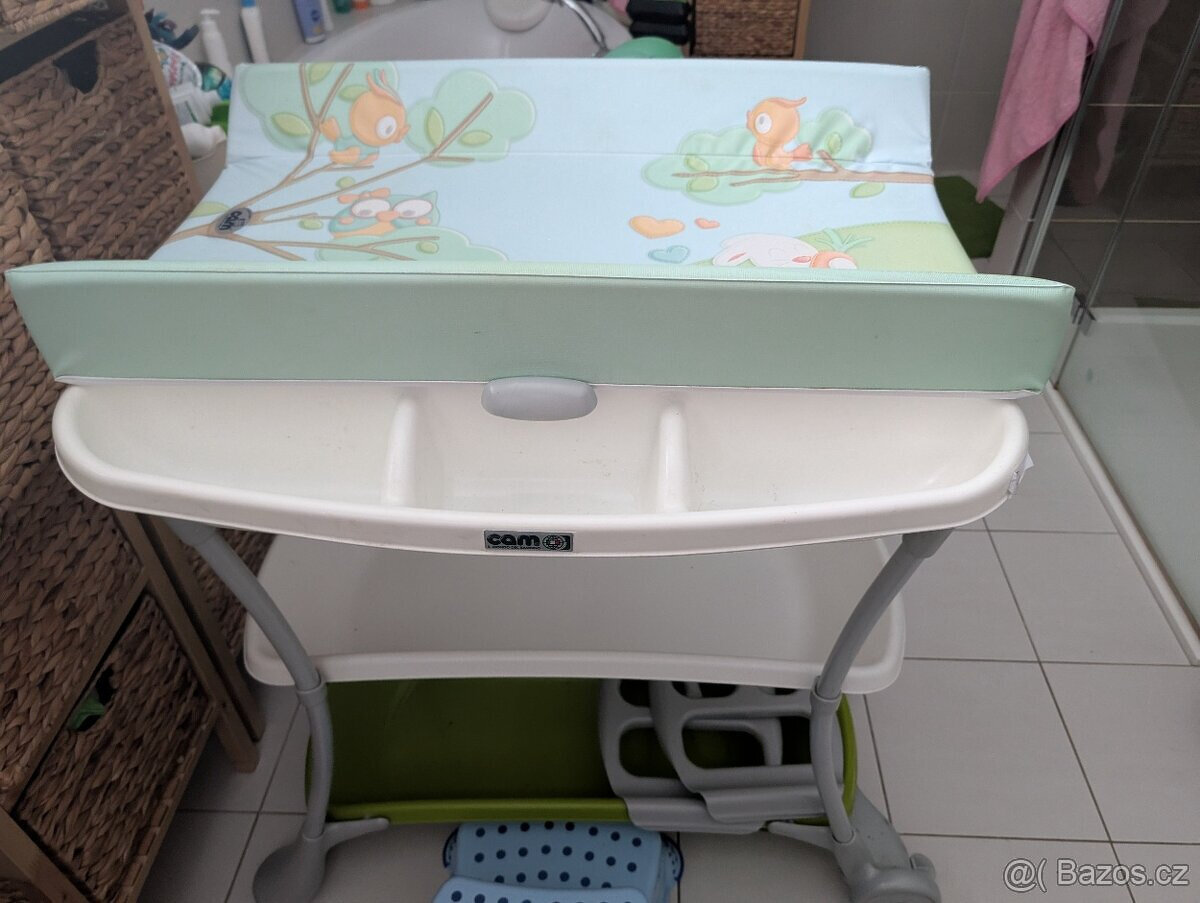 Přebalovací pult s vaničkou CAM - 2