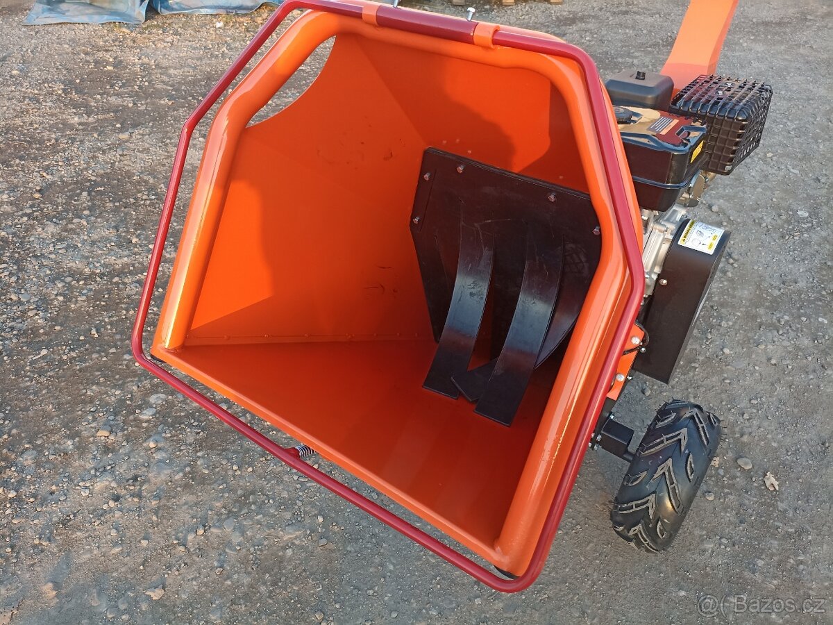 Štěpkovač za traktor - 2