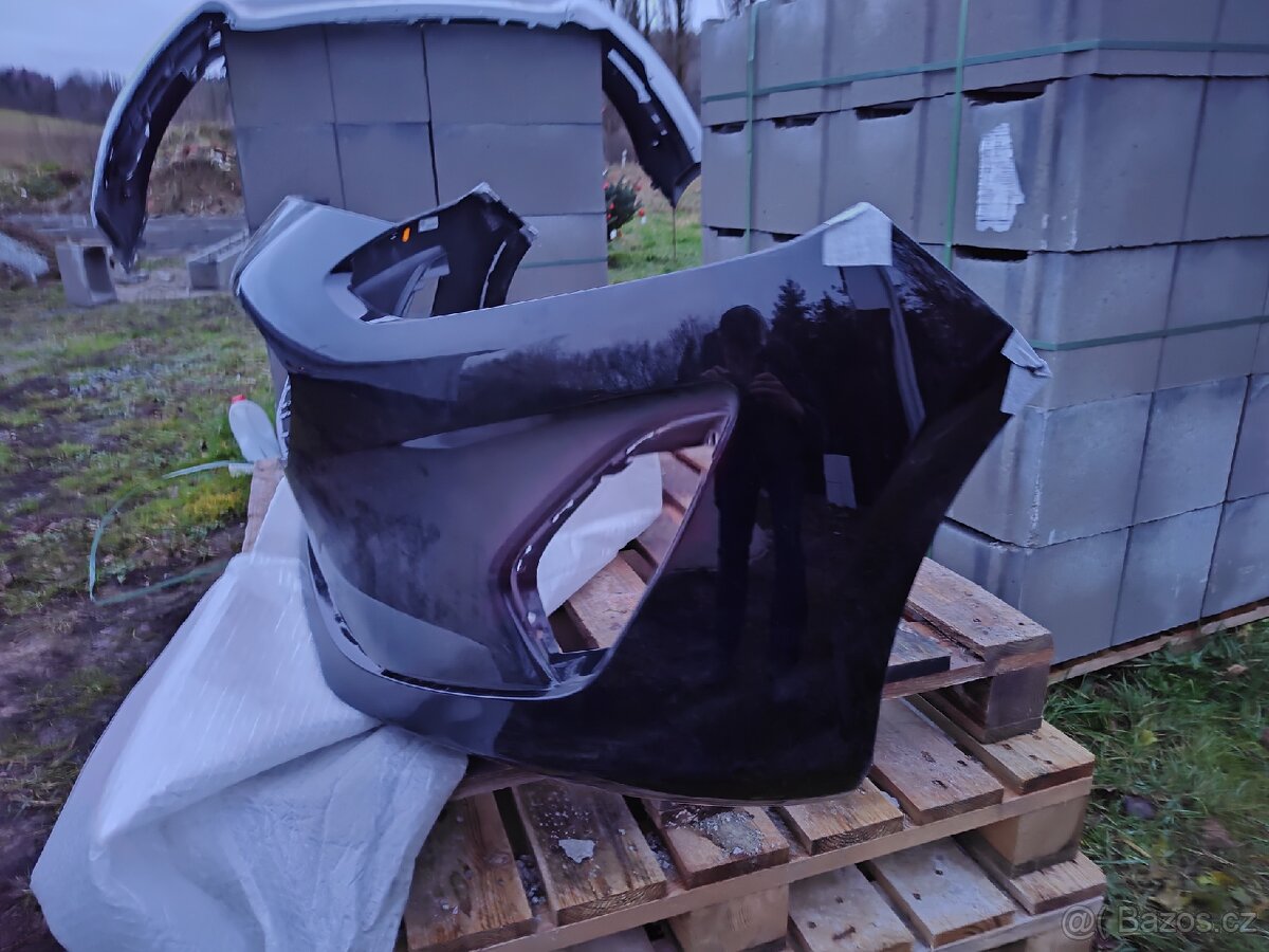 Přední originální nárazník Ford Fiesta - 2