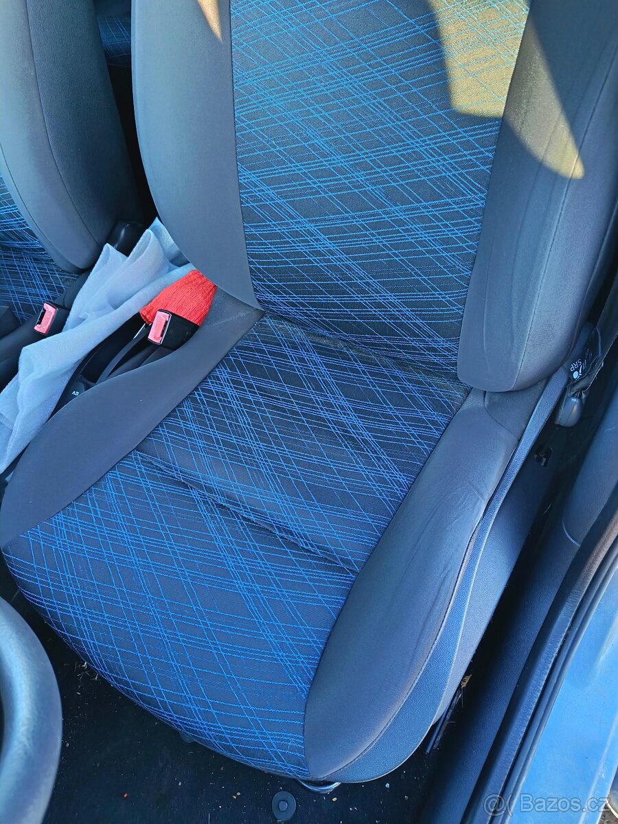 Renault clio - 2