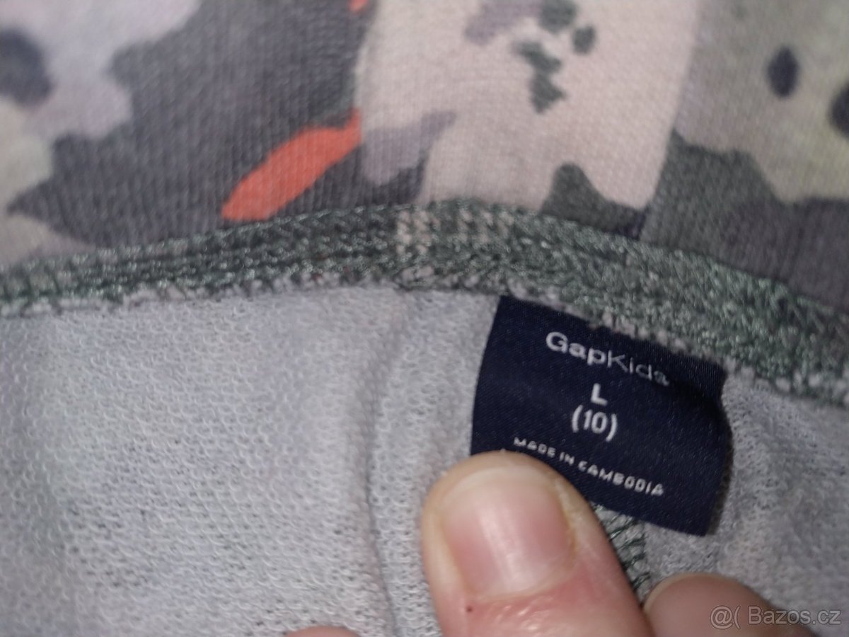 Tepláky GAP vel.122 - 2