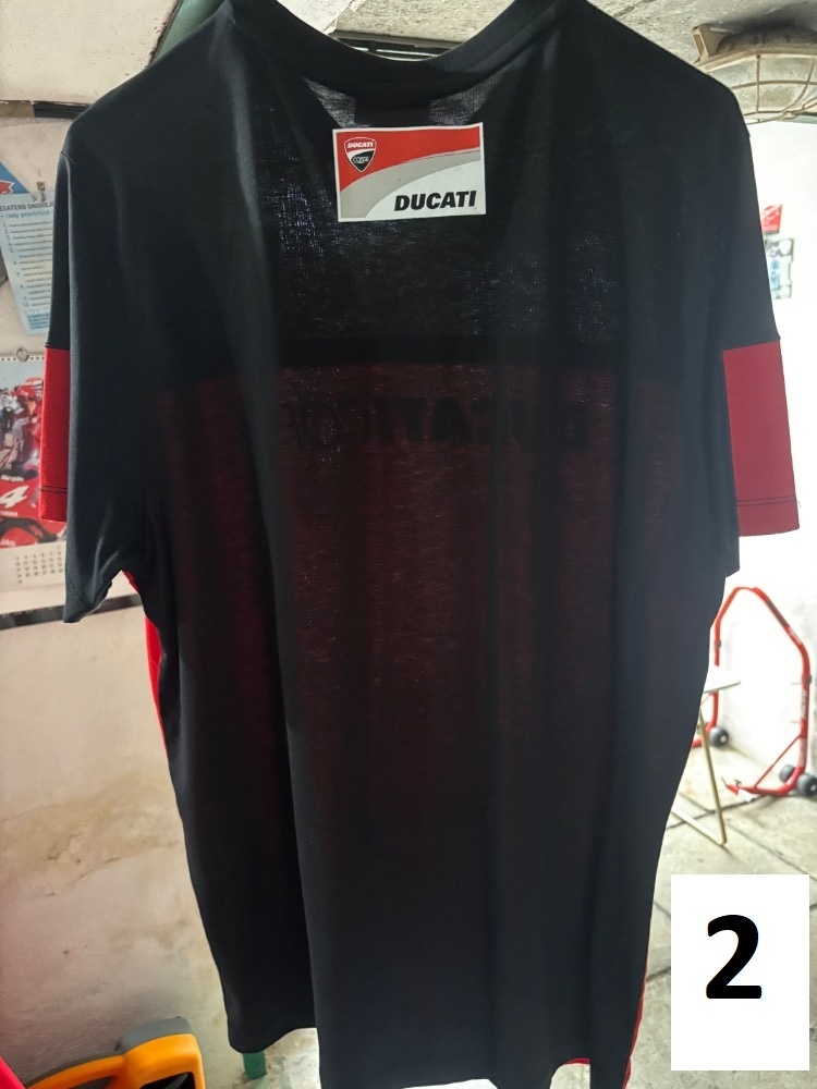 3 druhy triček Ducati - 2